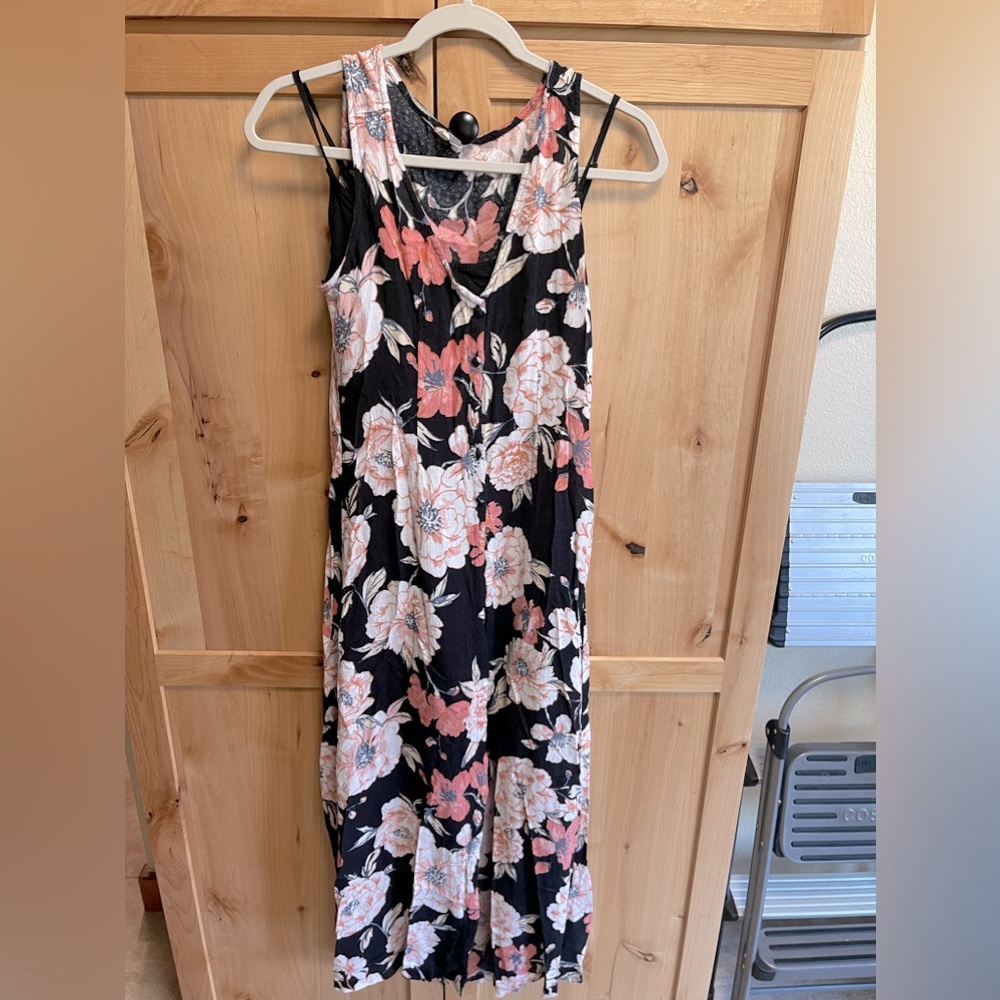 💚 3/$15 Roxy romper set, floral, size med